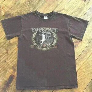 Vintage  T-Shirt Yosemite Mist Trail